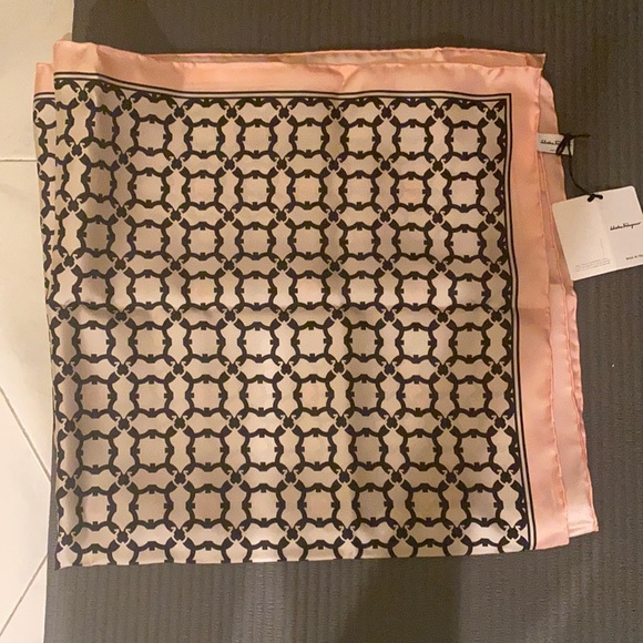 Salvatore Ferragamo scarf never worn